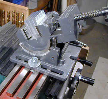 Angle_vise.jpg (18136 bytes)