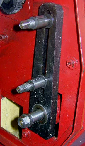 Moveable shafts for mounting gears